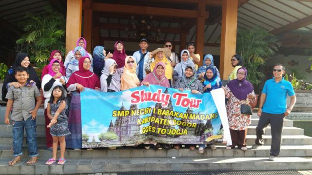 Study Tour 2017 Goes To Yogyakarta